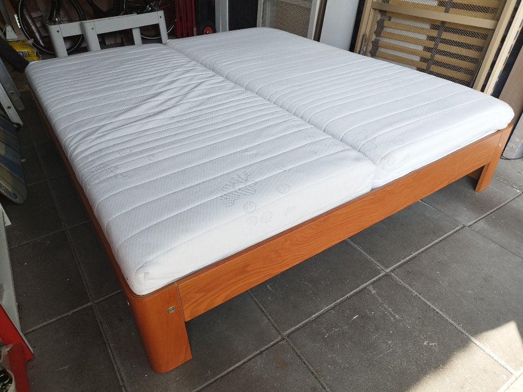 Tweepersoonsbed met lattenbodems en matrassen, Overige kleuren, Tweepersoons, Zo goed als nieuw, 180 cm