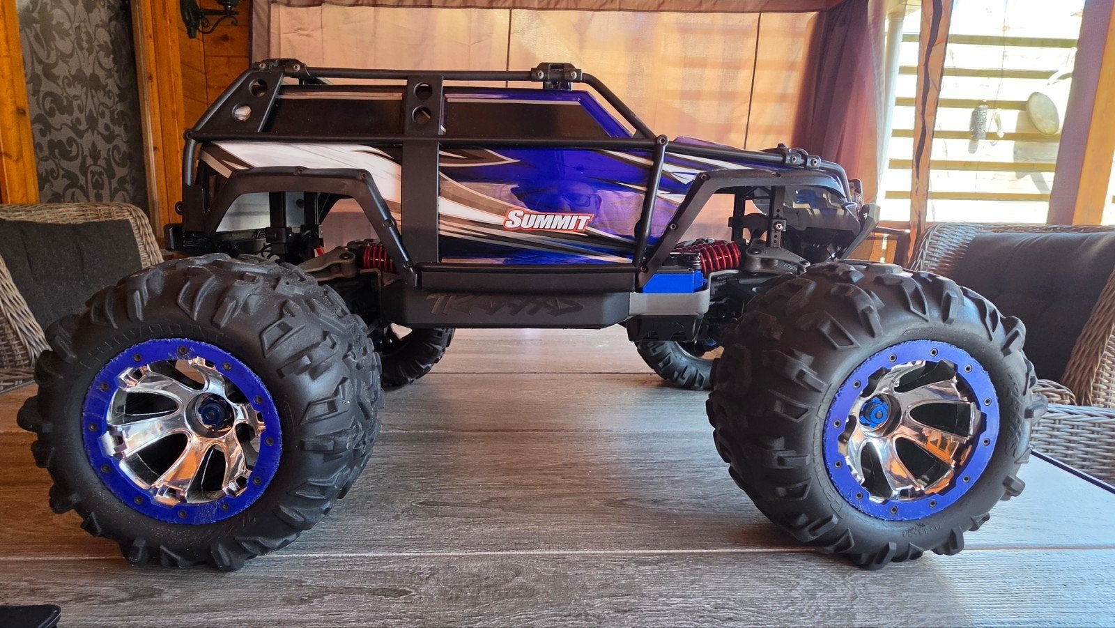 Traxxas Summit RC Monster Truck - Klaar om te rijden!, Elektro, Auto offroad, Ophalen of Verzenden, Zo goed als nieuw