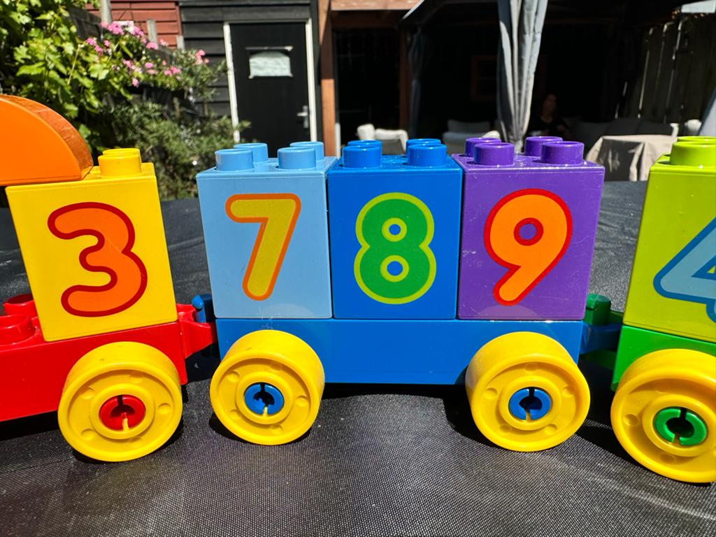 LEGO Duplo Cijfertrein met figuur en hondje, Kinderen en Baby's, Speelgoed | Duplo en Lego, Gebruikt, Overige thema's, Ophalen of Verzenden