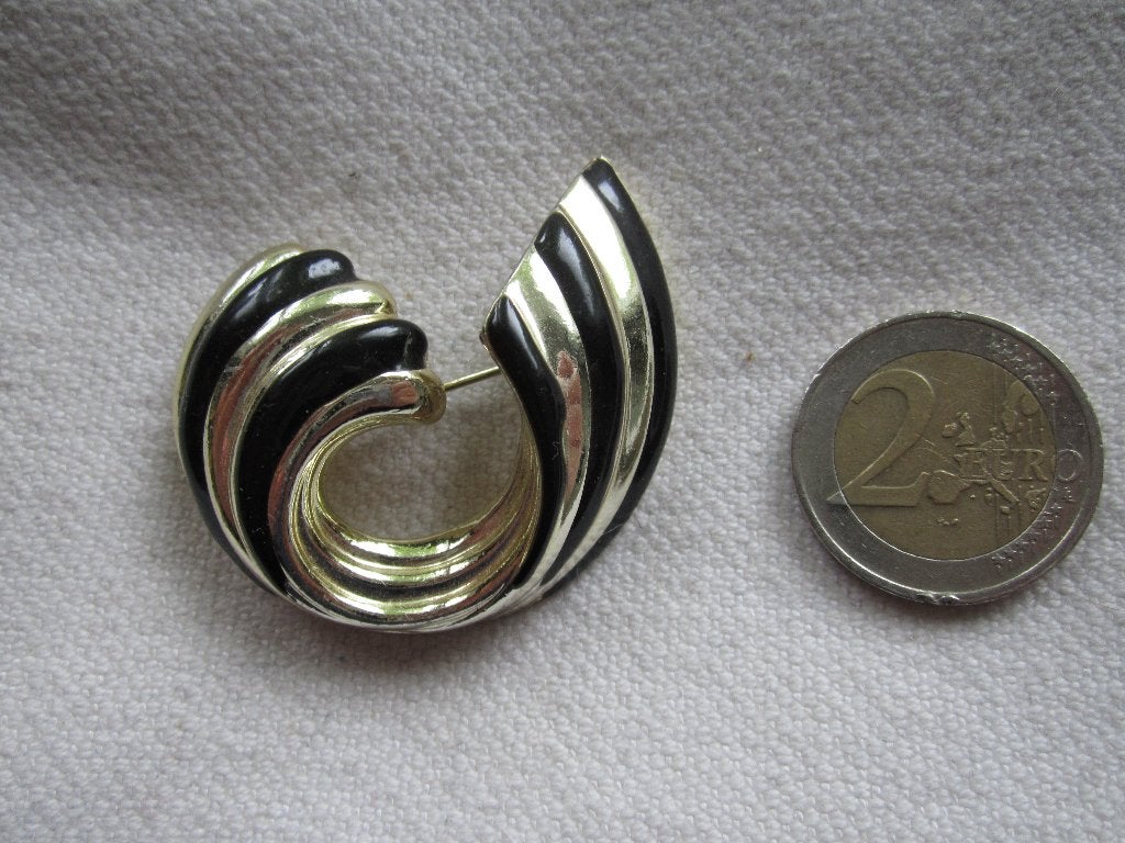 16.  Aparte oude broche, Ophalen, Overige materialen, Broche