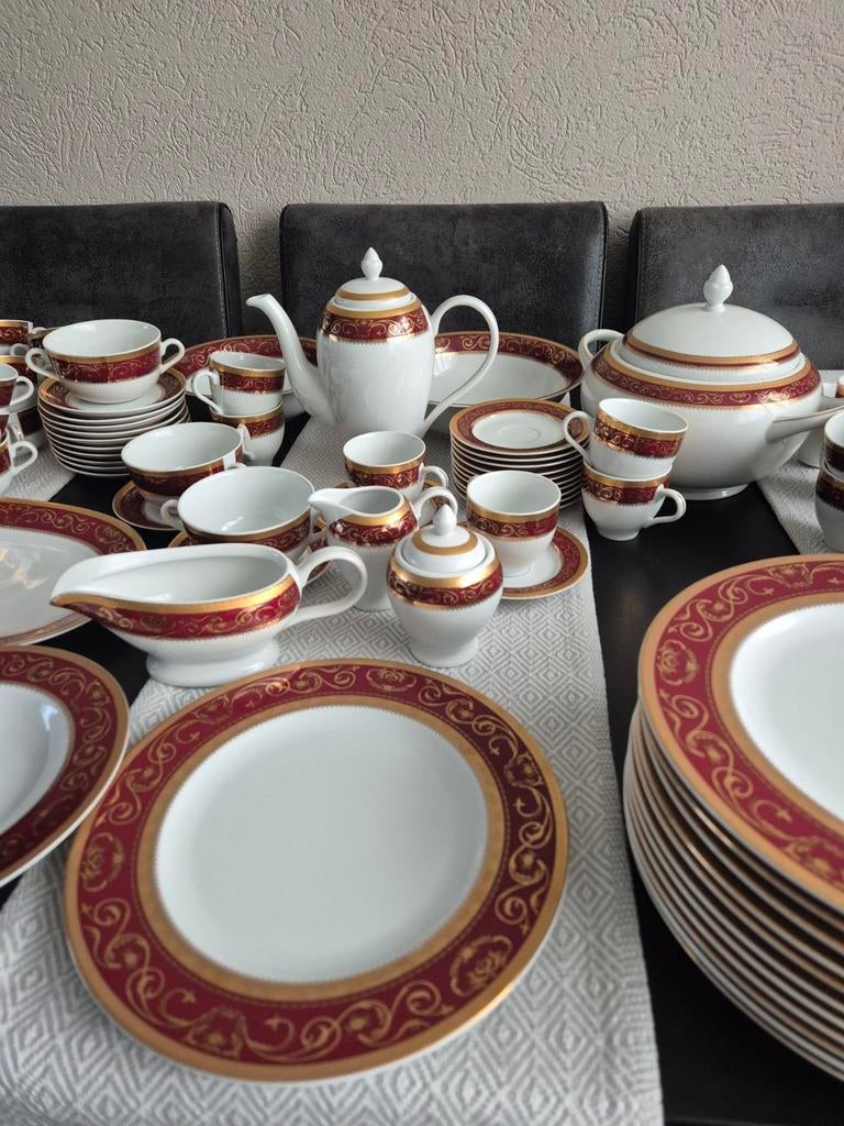 Porseleinen servies voor 12 personen, Huis en Inrichting, Keuken | Servies, Ophalen, Zo goed als nieuw, Porselein, Overige stijlen