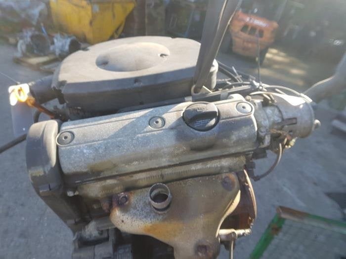 Motor van een Volkswagen Polo, Gebruikt, -, Volkswagen, -