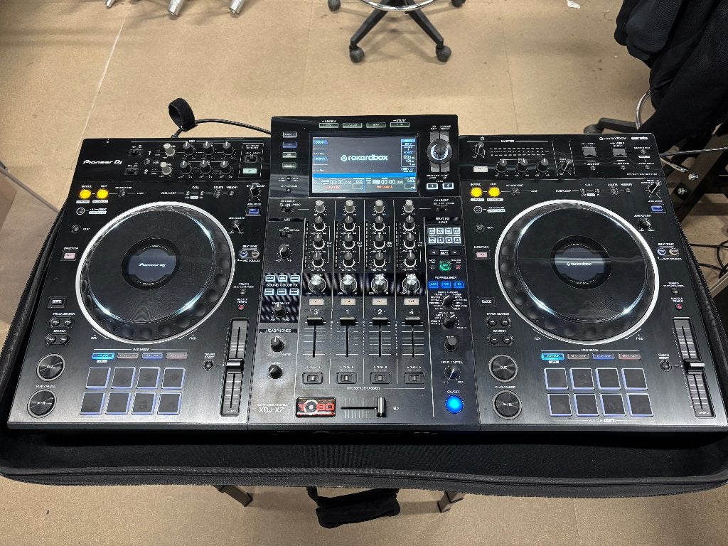 Pioneer DJ XDJ-XZ All-In-One DJ Set, Muziek en Instrumenten, Dj-sets en Draaitafels, Ophalen of Verzenden, Gebruikt, Dj-set, Pioneer