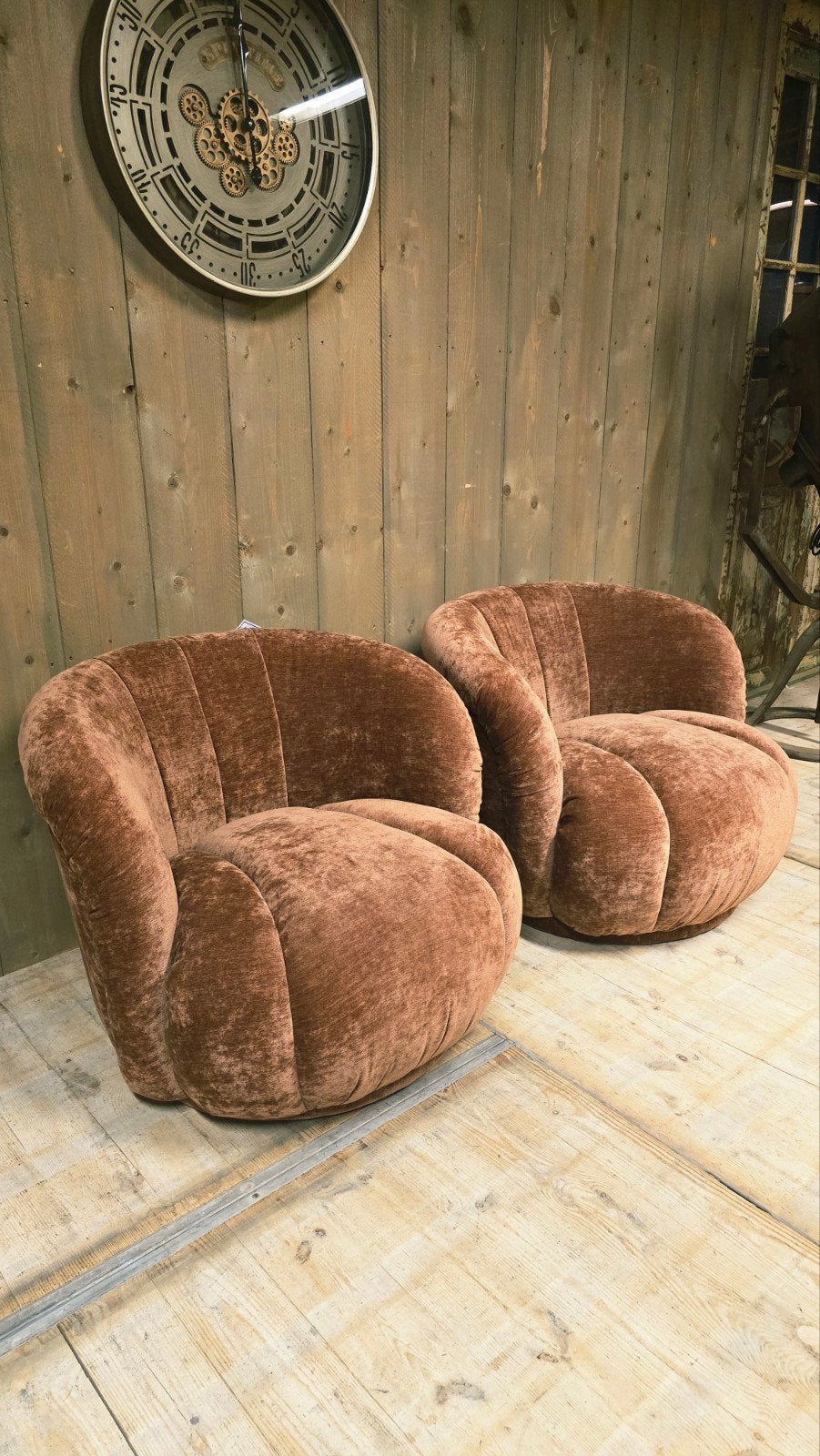 Mooie Fluwelen Fauteuils Bronze kleur Nieuw, Hout, Minder dan 75 cm, Nieuw, Ophalen of Verzenden