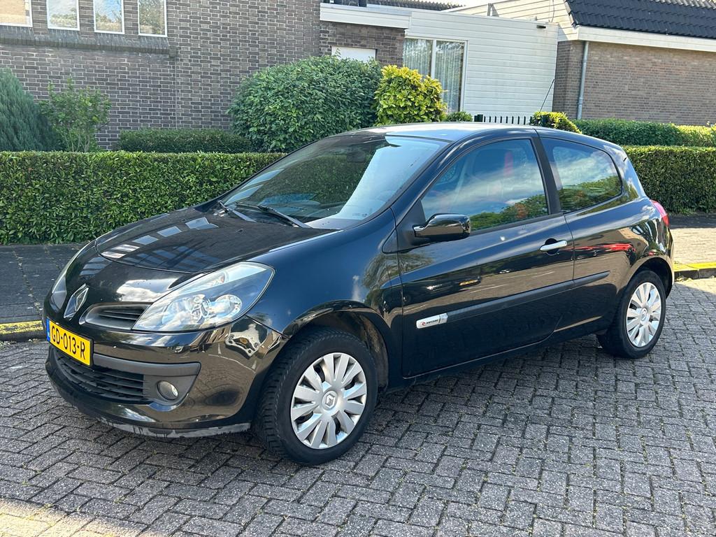 Renault Clio 1.2 Authentique Airco! Goed rijdend! Elektrisch, Auto's, Renault, Bedrijf, Te koop, Clio, ABS, Airbags, Airconditioning