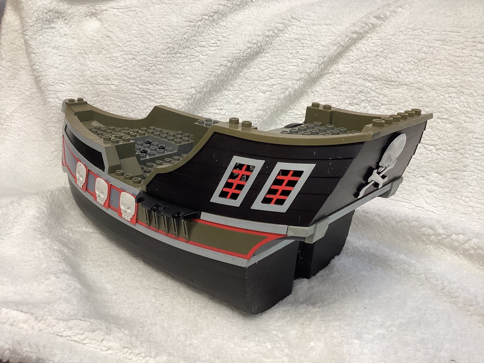 Duplo groot piratenschip, Ophalen of Verzenden, LEGO System A/S, Product.compliance@LEGO.com, Aastvej 1, 7190 Billund, Denemarken