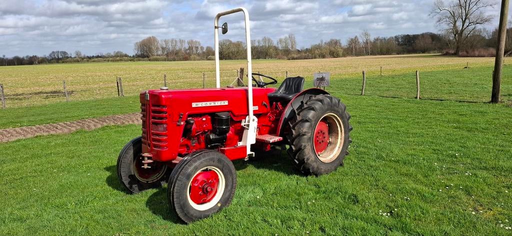 Mc Cormick D 439 smalspoor tractor Goede Staat, Zakelijke goederen, Ophalen, Tot 2500, Oldtimer, McCormick