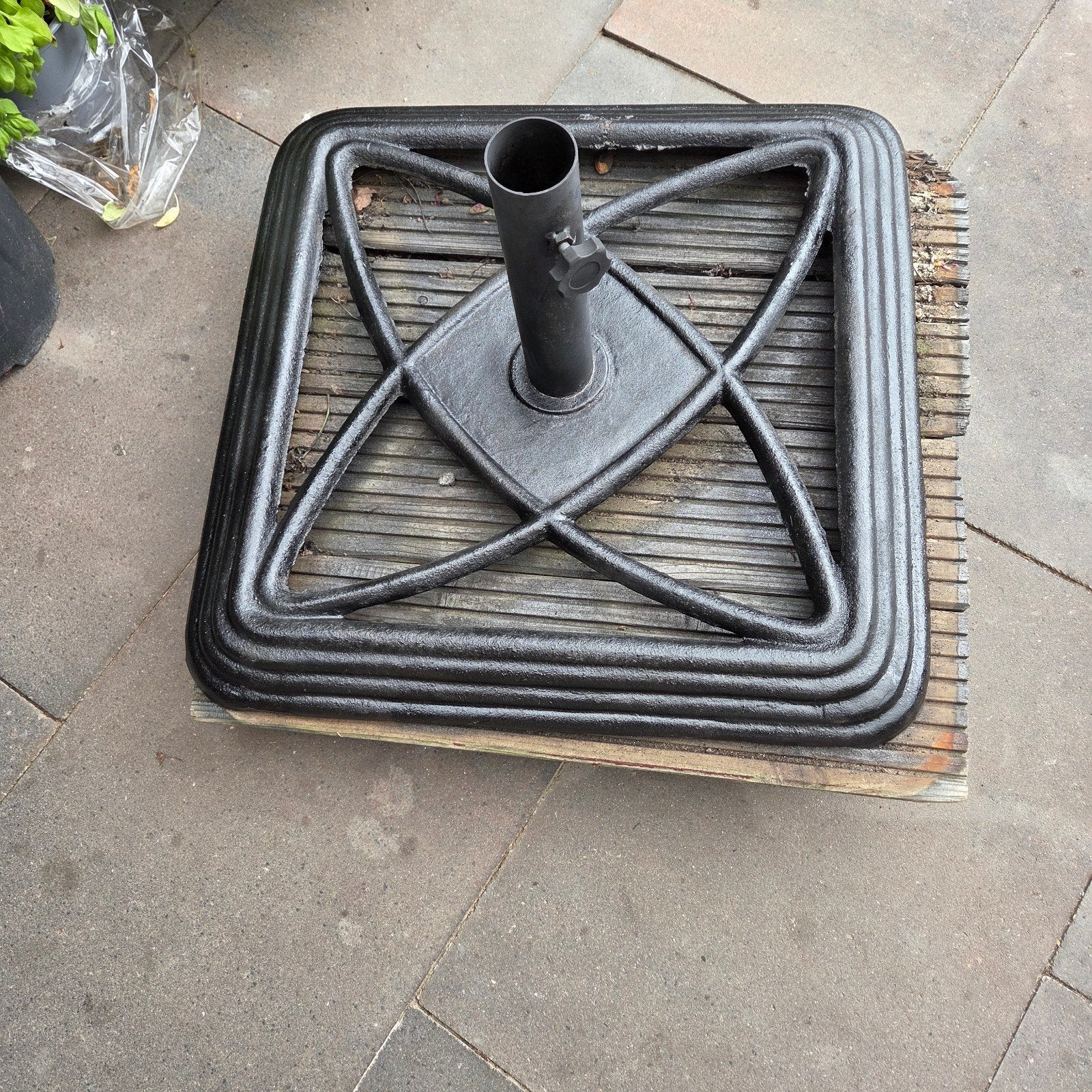 gietijzeren parasolvoet, Tuin en Terras, Ophalen, Gebruikt, Minder dan 1 meter, Parasolvoet