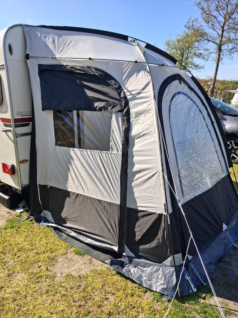Kleine voortent caravan, Caravans en Kamperen, Caravan accessoires, Ophalen, Zo goed als nieuw