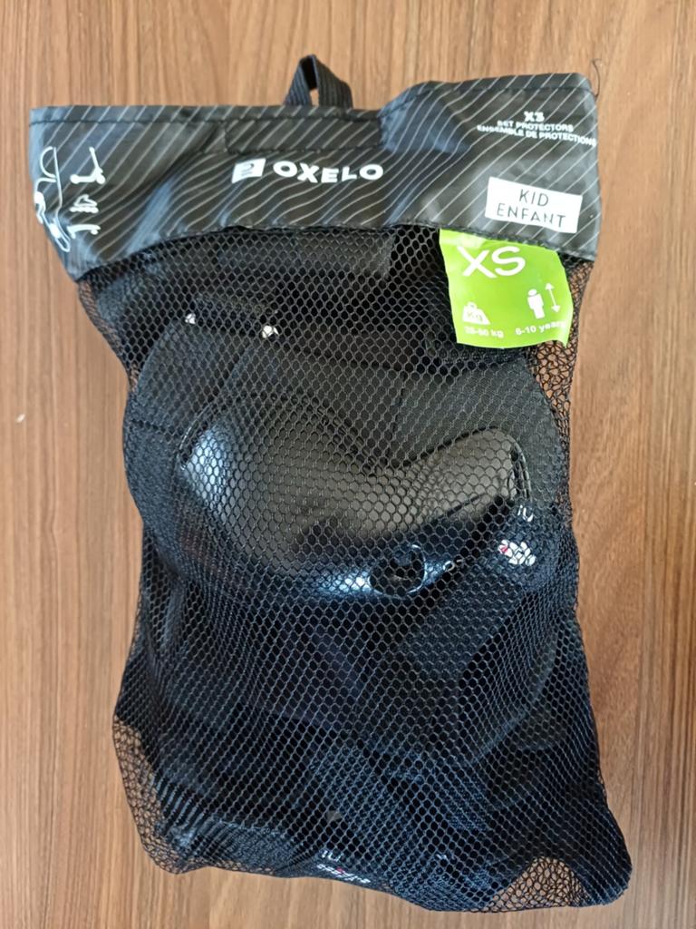 Oxelo beschermers set XS rolschaatsen/steppen/skaten nieuw, Fietsen en Brommers, Fietsaccessoires | Overige Fietsaccessoires, Ophalen of Verzenden
