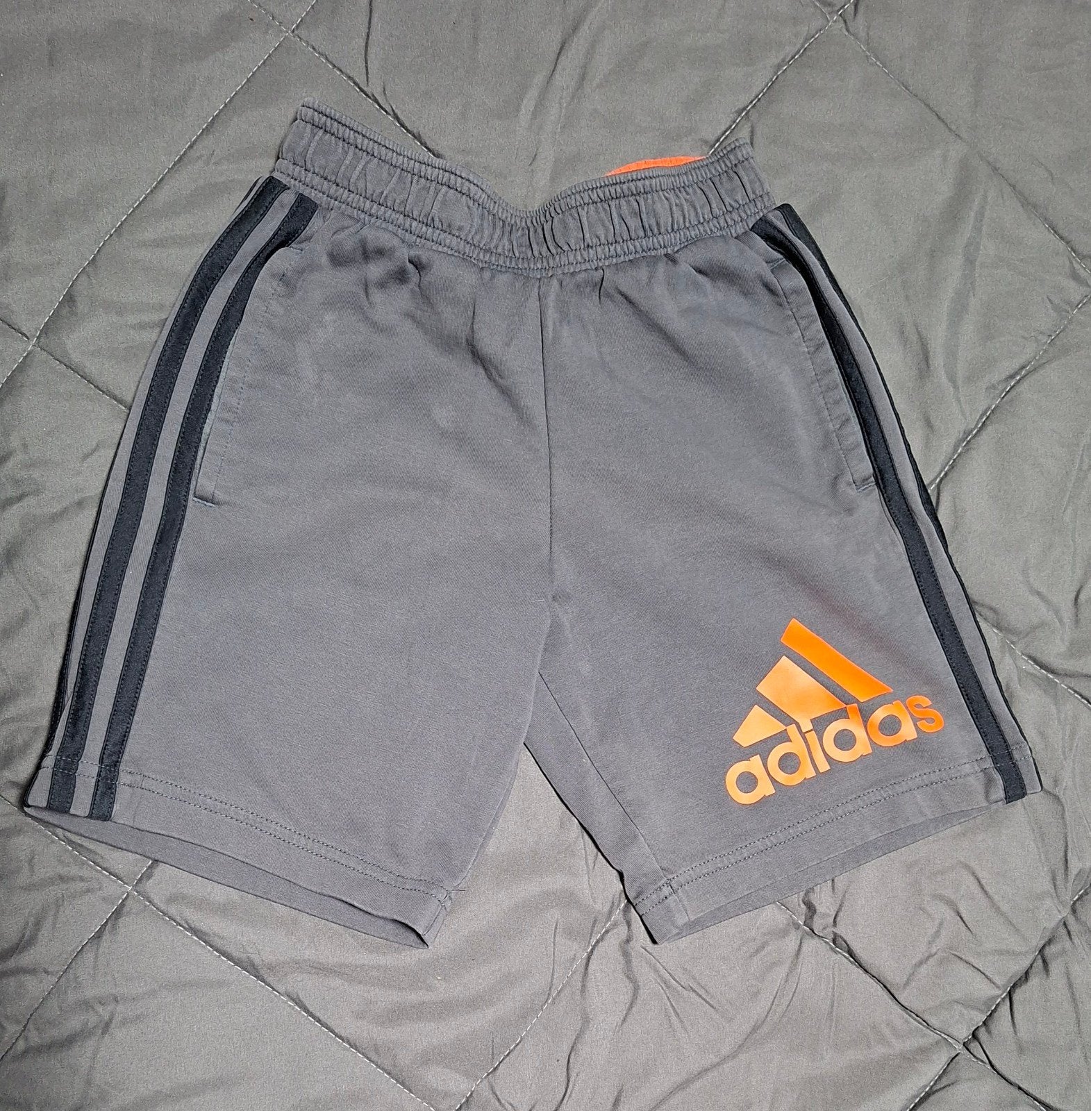 jongens t-shirts en shorts sport, Kinderen en Baby's, Ophalen of Verzenden, Zo goed als nieuw