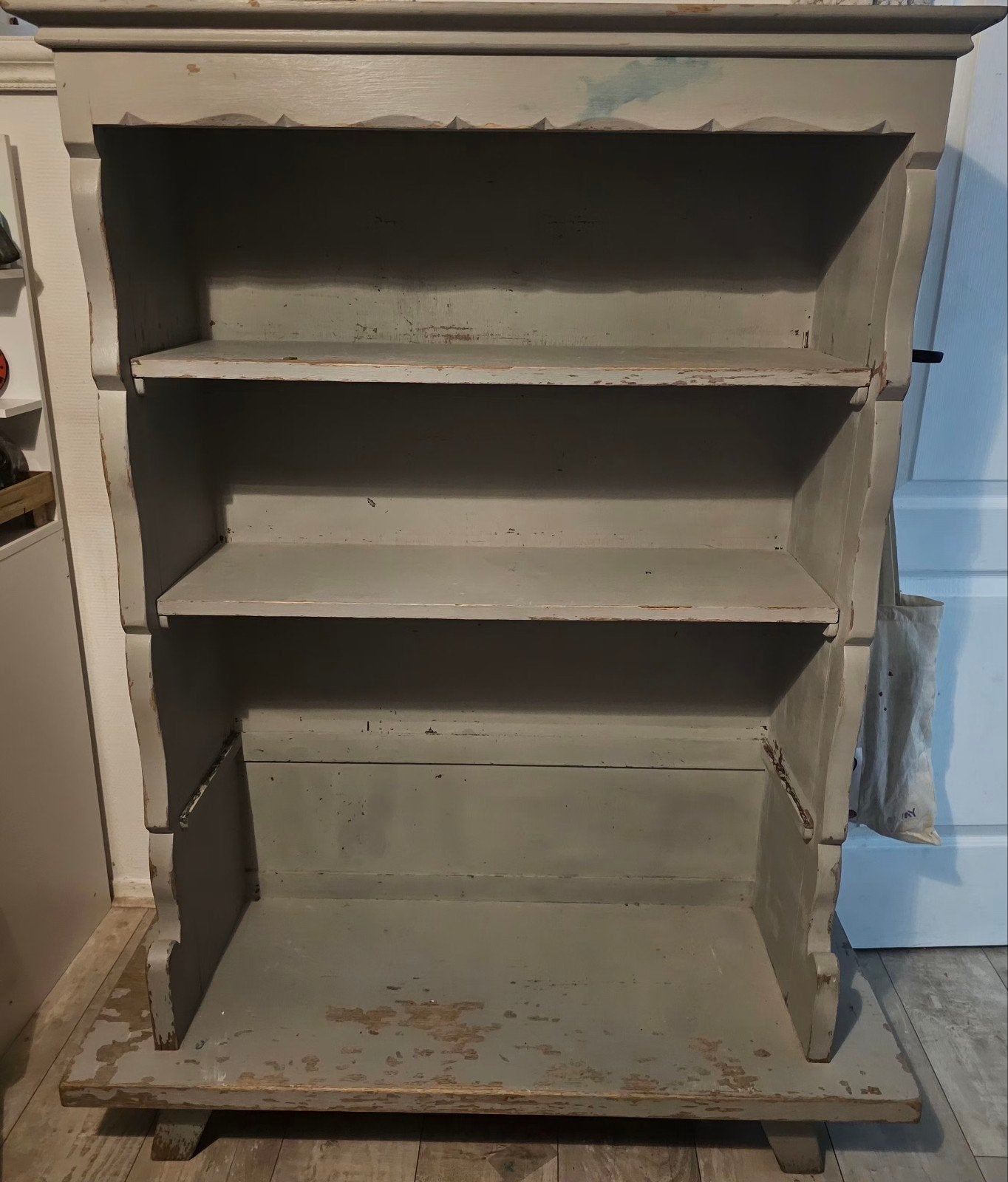Landelijk of brocante open boekenrek/wandrek., Ophalen, Gebruikt