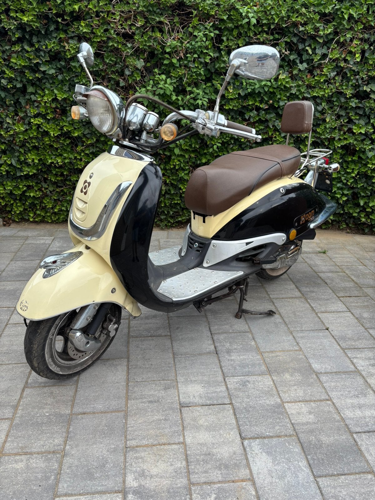 AGM Retro scooter, Fietsen en Brommers, Scooters | Overige merken, Ophalen, Gebruikt, Maximaal 45 km/u, Benzine