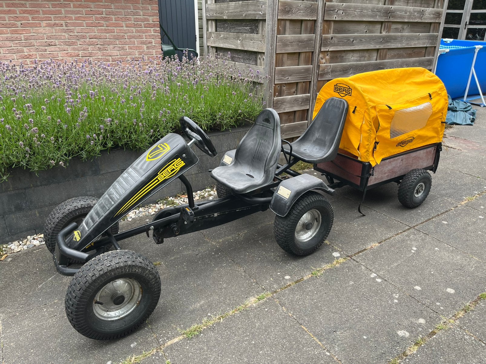 Berg duo skelter met aanhangwagen en huif, Ophalen, Gebruikt, Berg, Duozit