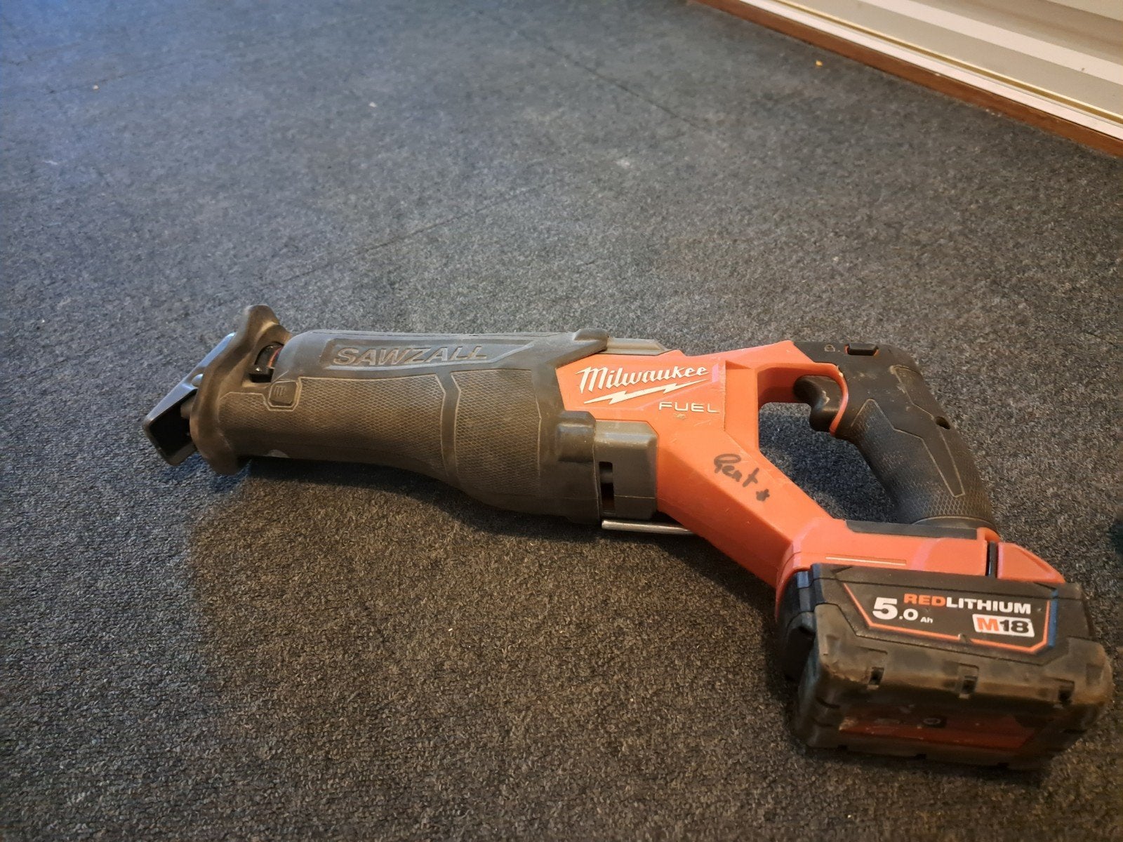 Milwaukee FUEL M18 SAWZALL Reciprozaag, Doe-het-zelf en Verbouw, Gereedschap | Zaagmachines, Gebruikt, 70 mm of meer, Ophalen of Verzenden