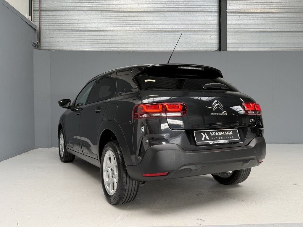 Citroën C4 Cactus 1.2 PureTech Shine DAB+|Cruise|Carplay|Na, Auto's, Citroën, Voorwielaandrijving, Stof, Gebruikt, Zwart