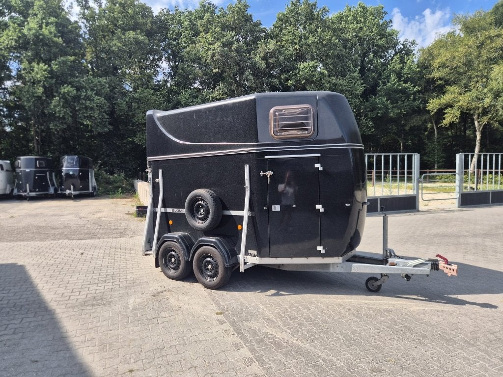 Blomert T2 Polyester 2-Paards trailer, Dieren en Toebehoren, Ophalen, Gebruikt, Polyester, 2-paards trailer