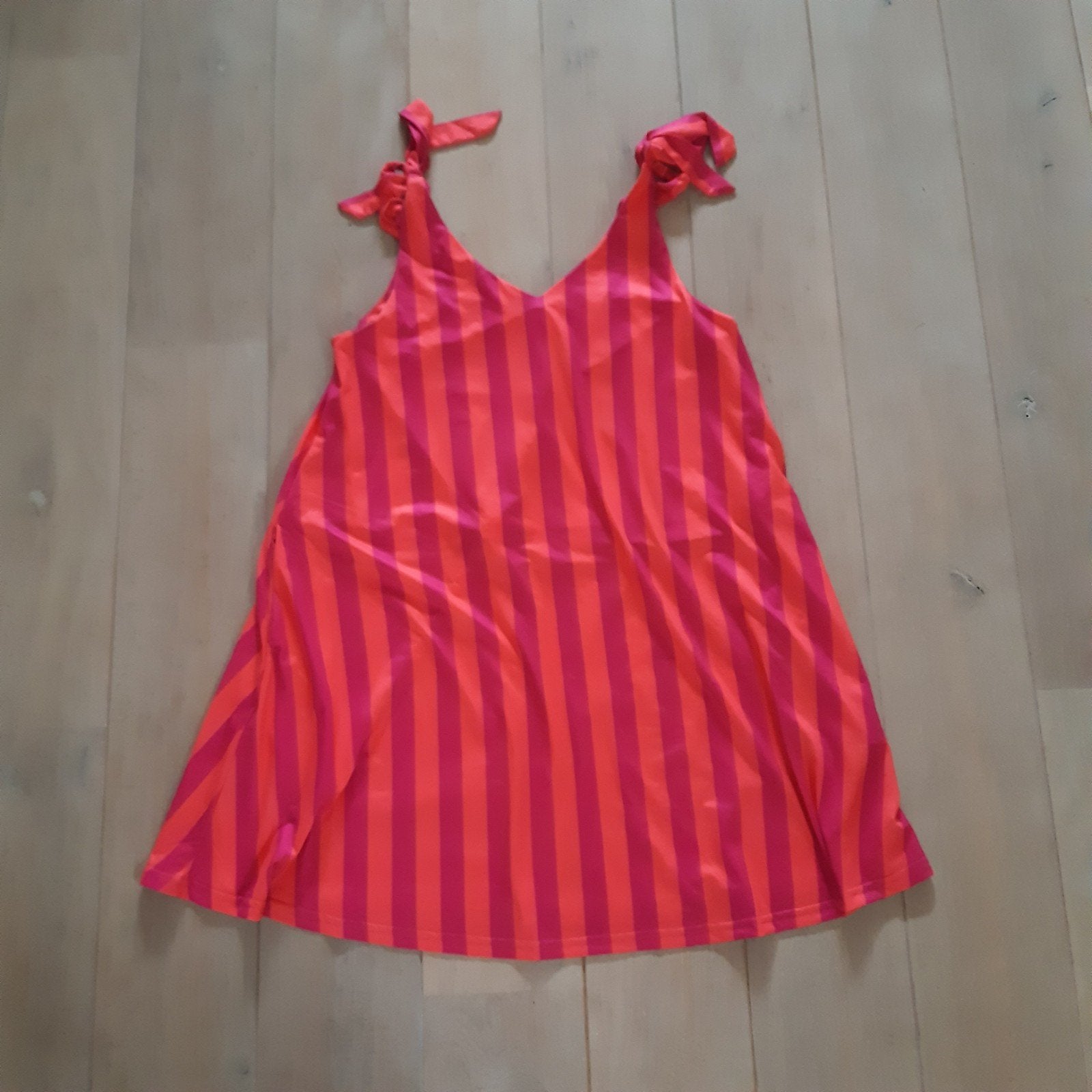 Vrolijke gestreepte jurk van Poespas Snoepke, Zo goed als nieuw, Roze, Boven de knie, Poespas Snoepke
