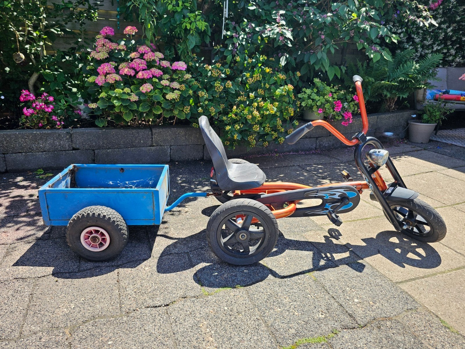 Berg choppy trike skelter+ degelijke aanhanger., Kinderen en Baby's, Speelgoed | Buiten | Trampolines, Gebruikt, Ophalen