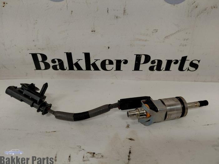 Injector (benzine injectie) van een Volvo V60, Auto-onderdelen, Gebruikt, -, -, Ophalen of Verzenden