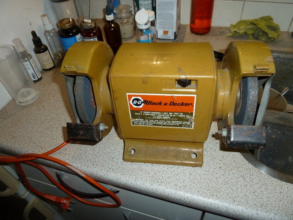 slijpsteen B&D, Ophalen, Gebruikt, Minder dan 700 watt, Werkbankslijpmachine