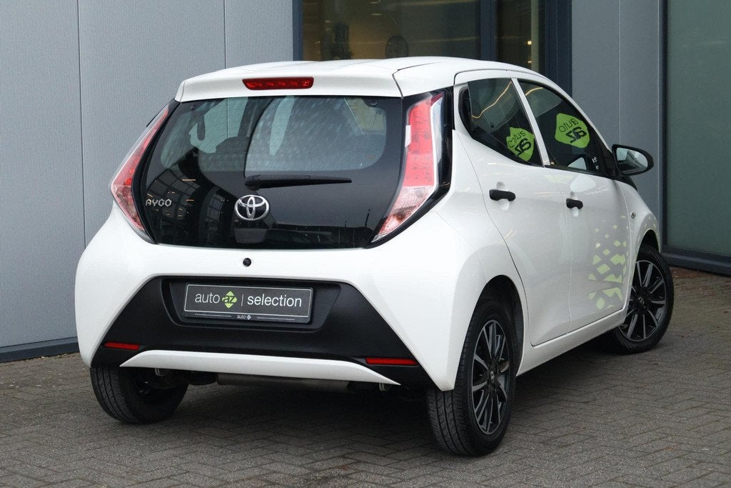 Toyota Aygo 1.0 VVT-i x-fun, Voorwielaandrijving, Stof, Gebruikt, Euro 6