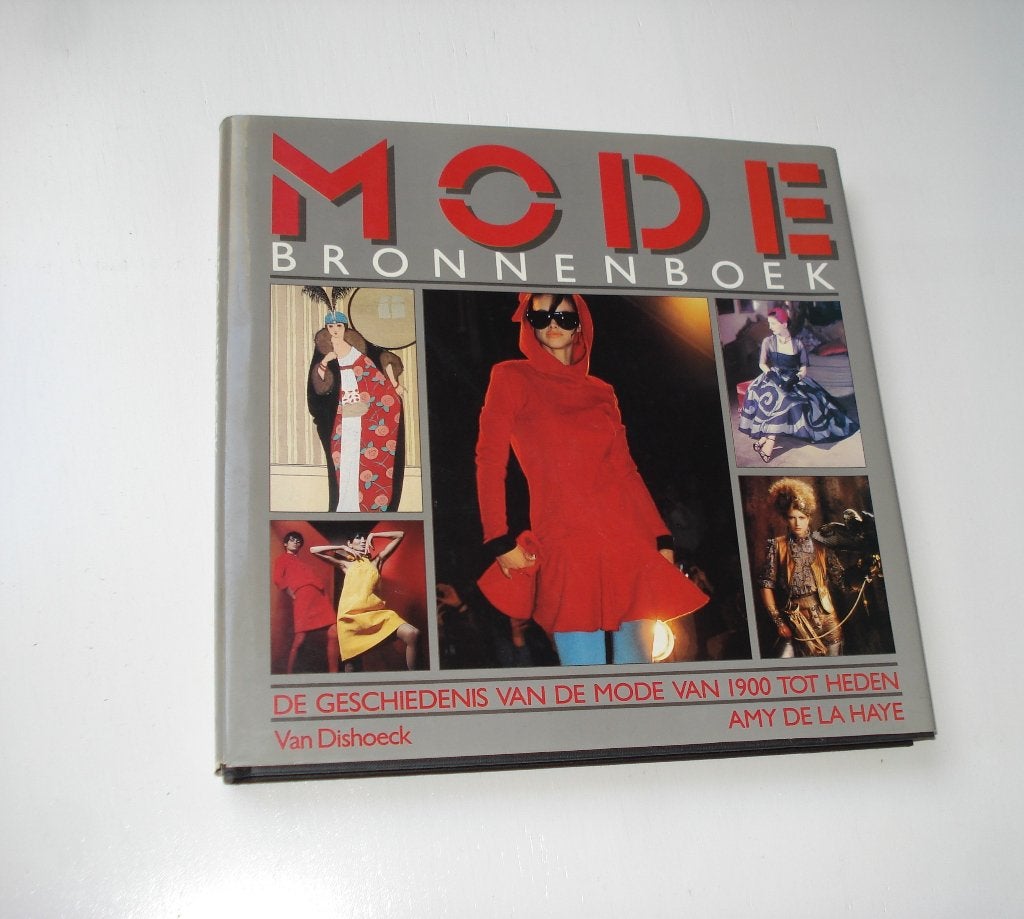 Mode bronnenboek, Boeken, Ophalen of Verzenden, Zo goed als nieuw, Mode algemeen