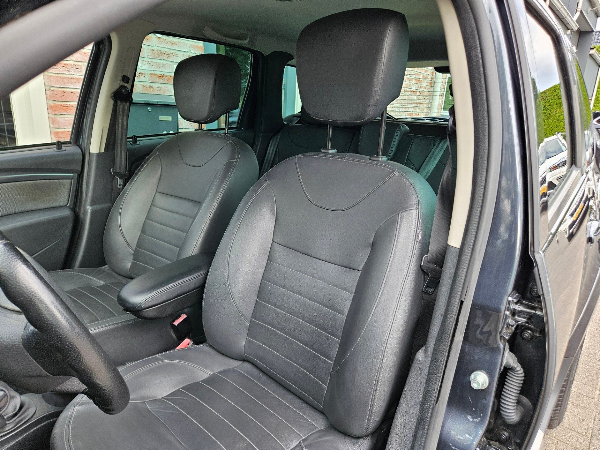 Dacia Duster 1.2 TCe 4x2 Prestige Airco! Cruise Control! NAP, Voorwielaandrijving, 125 pk, Gebruikt, Euro 6