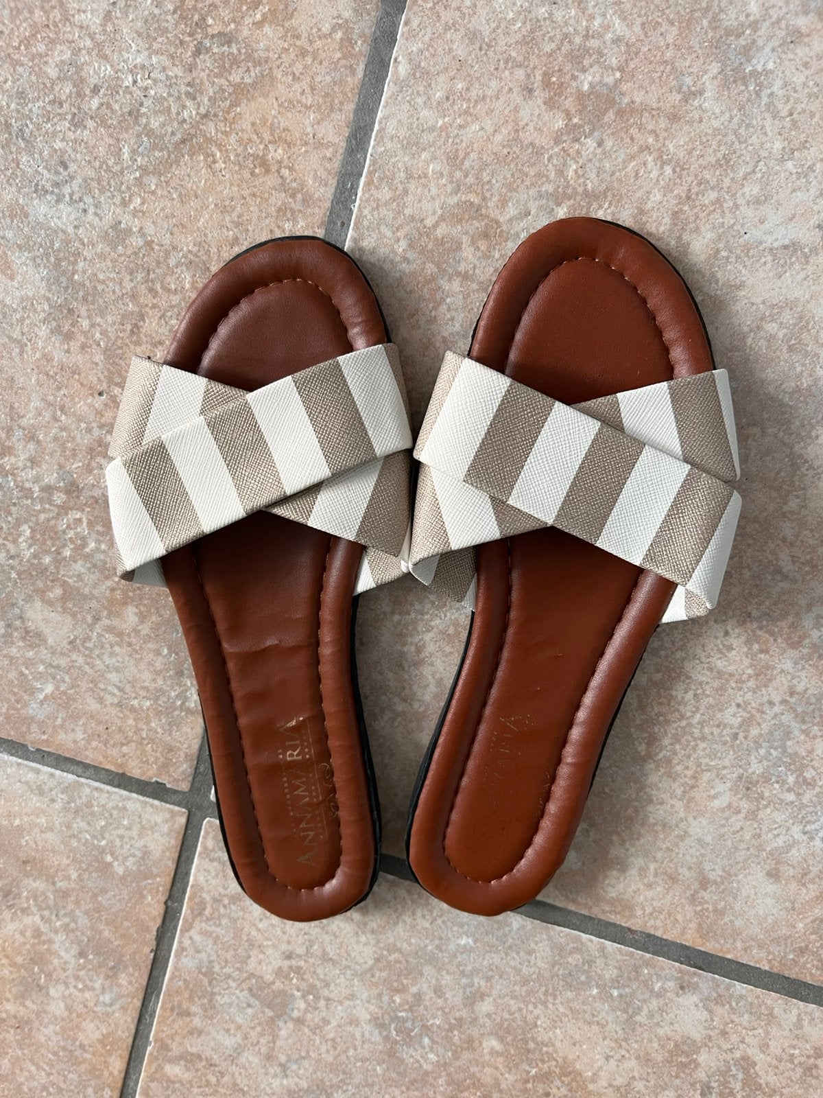 Slippers, Ophalen, Nieuw