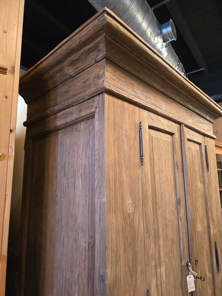 Foto 10 van Nieuw! Teakhouten linnenkast | keukenkast | kledingkast demo