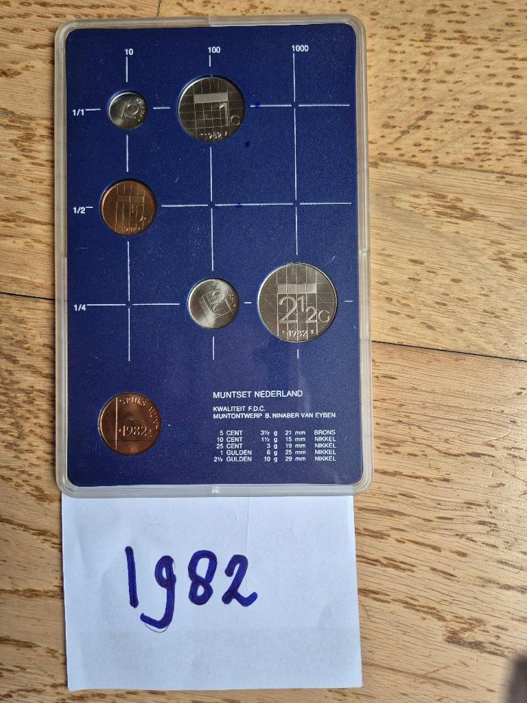 FDC Muntset Nederland 1982 in cassette van Rijks Munt, Verzenden, Koningin Beatrix, Overige waardes, Setje
