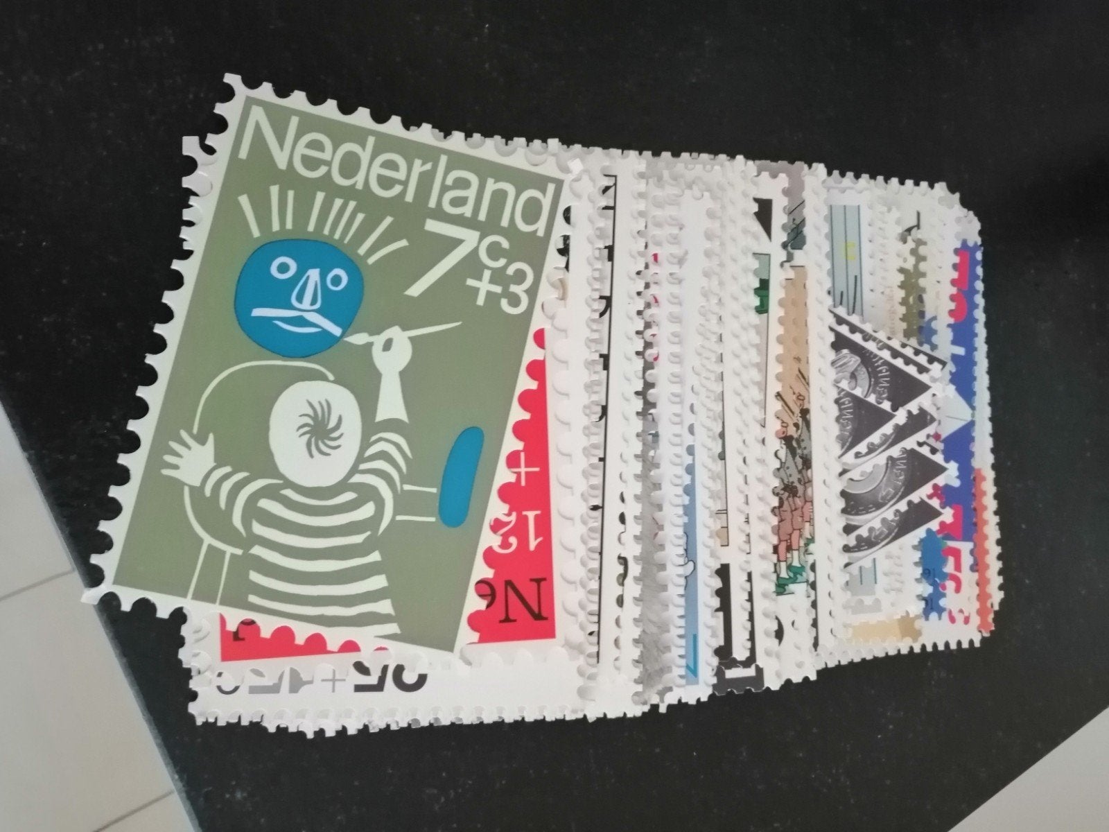 75 Mooie bedank kaarten van Kinderpostzegels, Postzegels en Munten, Postzegels | Volle albums en Verzamelingen, Nederland, Ophalen of Verzenden