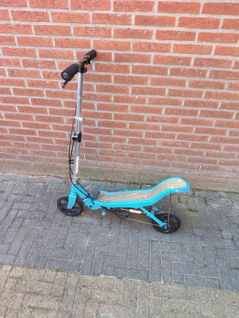 Space Scooter - Opknapper, iets roestig, Fietsen en Brommers, Steps, Ophalen of Verzenden, Gebruikt, Gewone step, Space Scooter