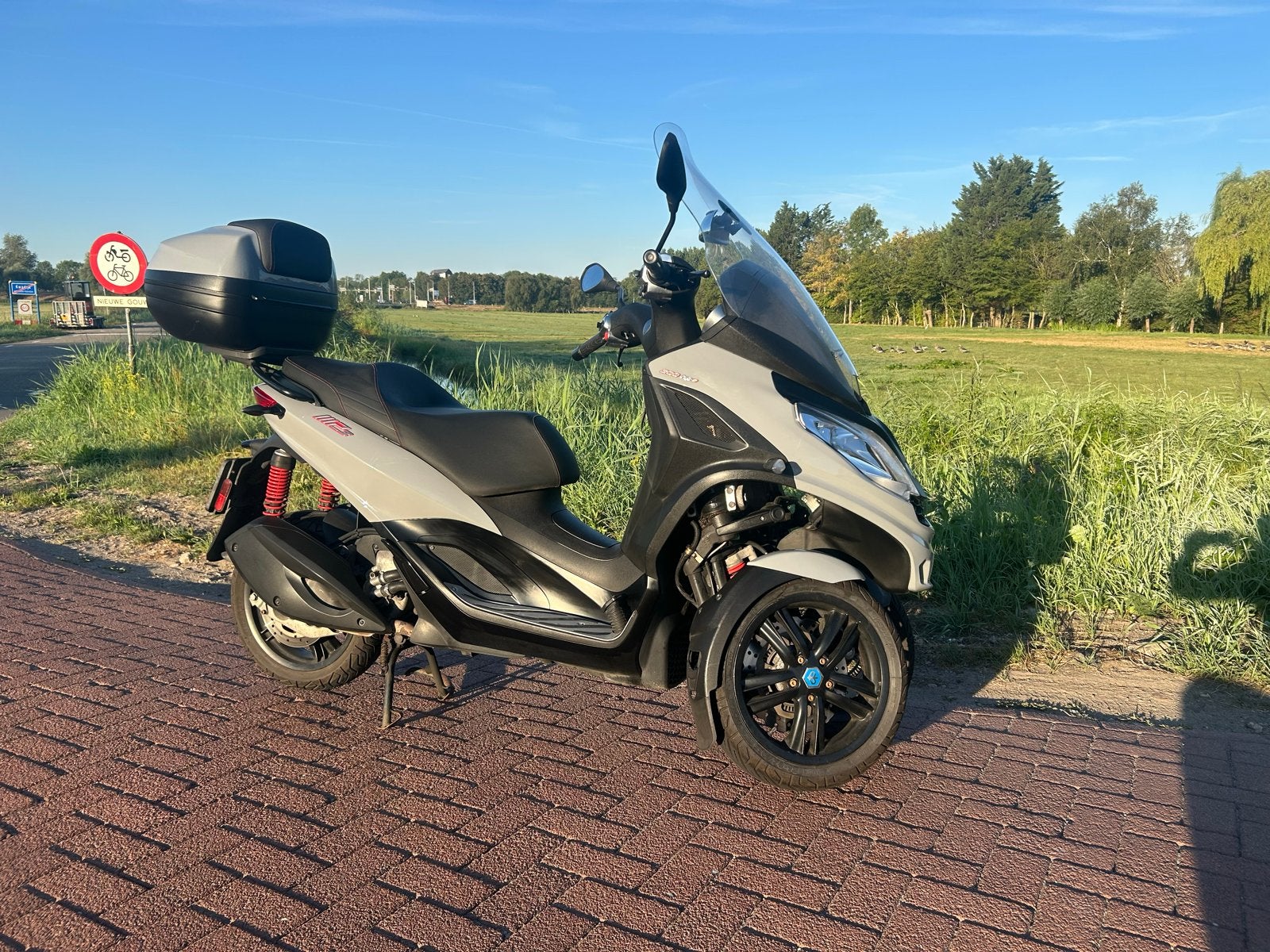 Piaggio MP3 300 HPE LT | 2020 | 30.890 km | Nette staat, Scooter, Gebruikt, Particulier, Automaat