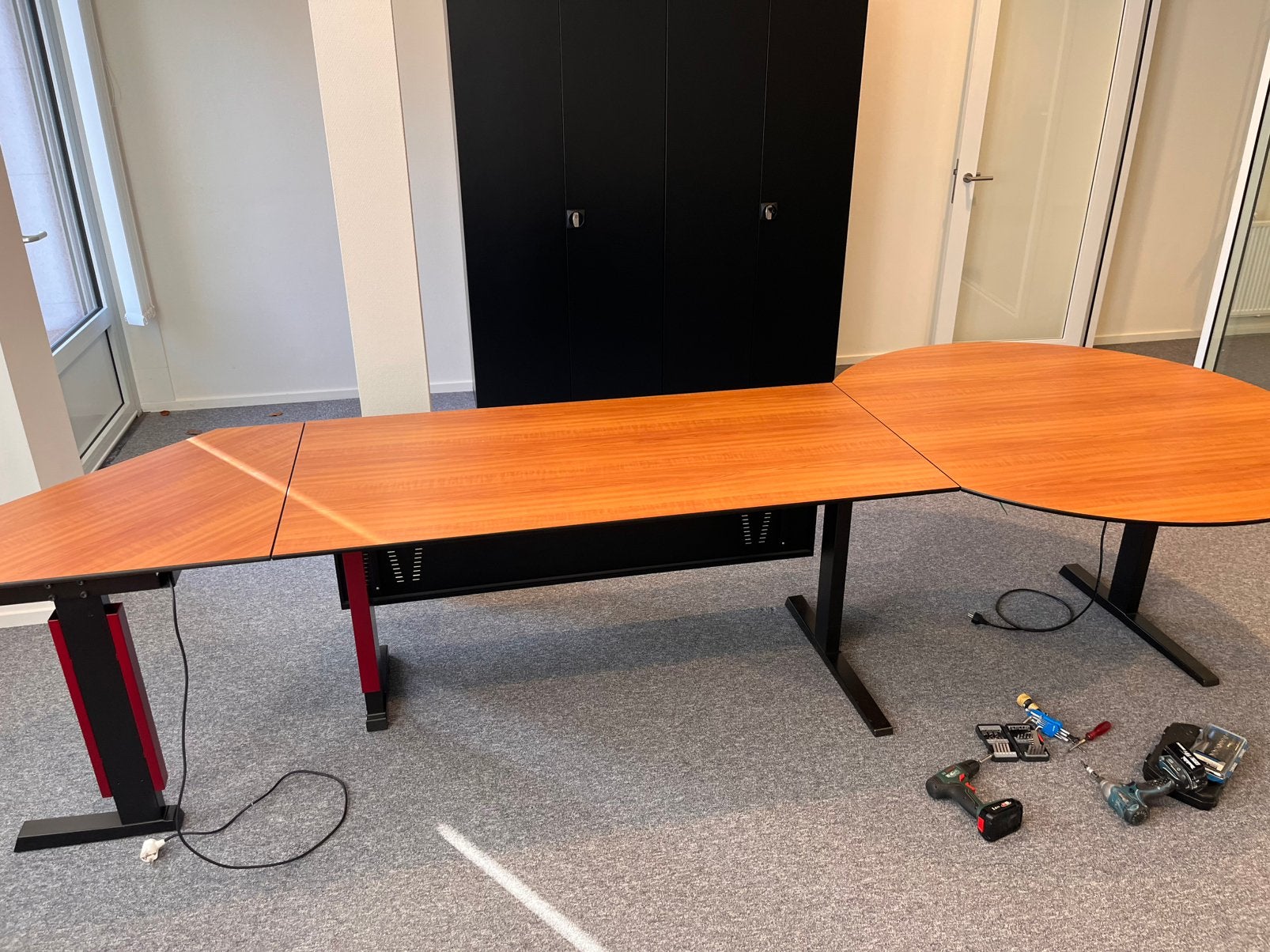 Directie bureau + ladekast + opbergkastje, Ophalen, Opzetstuk, Xx, Bruin