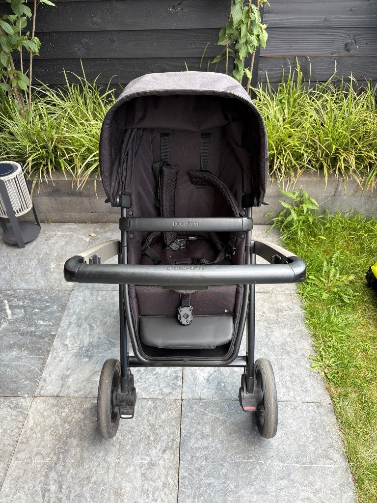 Dubatti Two kinderwagen, Kinderen en Baby's, Gebruikt, Verstelbare duwstang, Combiwagen, Ophalen