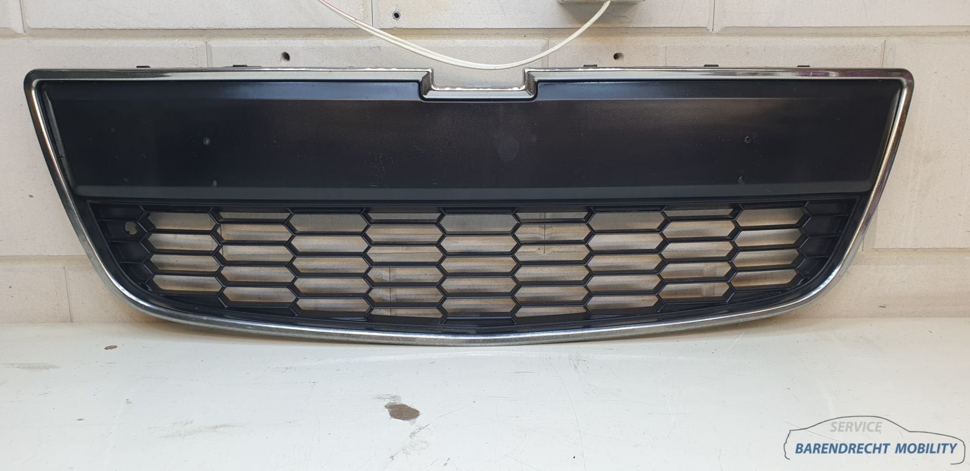 Bumpergrille Chevrolet Aveo facelift 60001470 gebruikt 2007, Auto-onderdelen, Gebruikt, Info@gm.com, Chevrolet, Voor