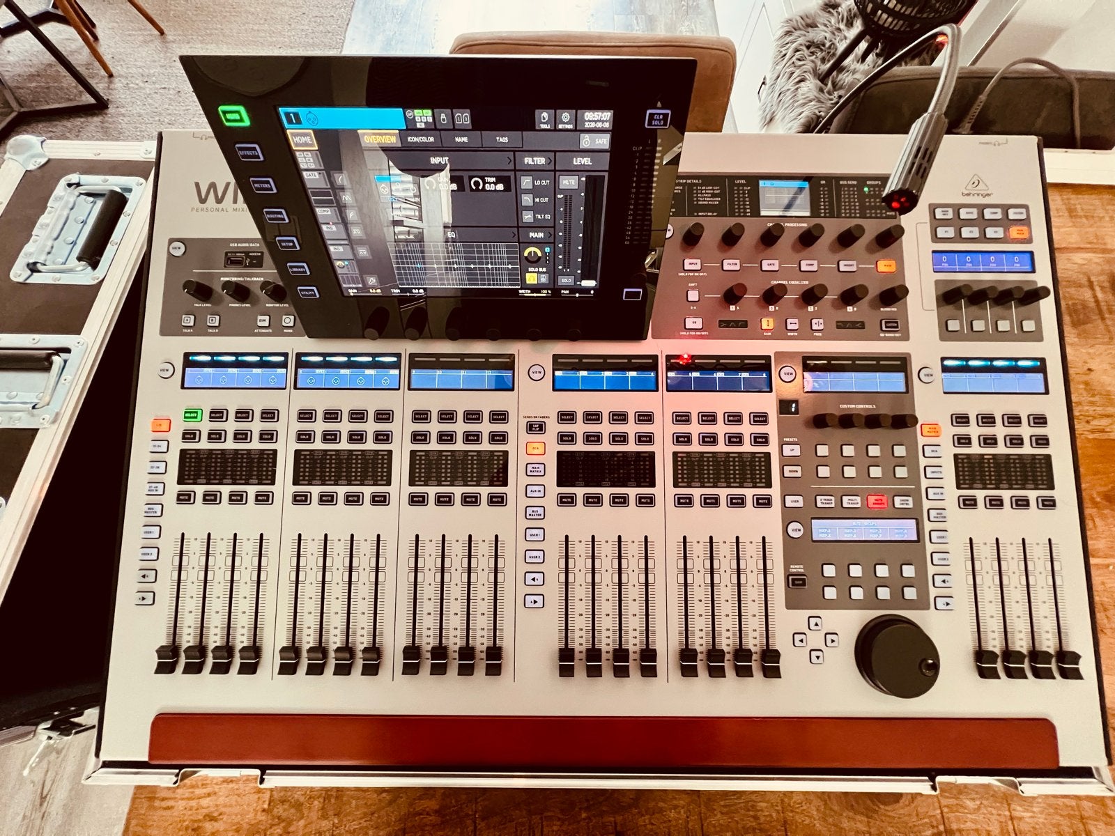 Behringer Wing Digitale Mixer - Zo goed als nieuw, Muziek en Instrumenten, Ophalen, Zo goed als nieuw, 20 kanalen of meer, Microfooningang