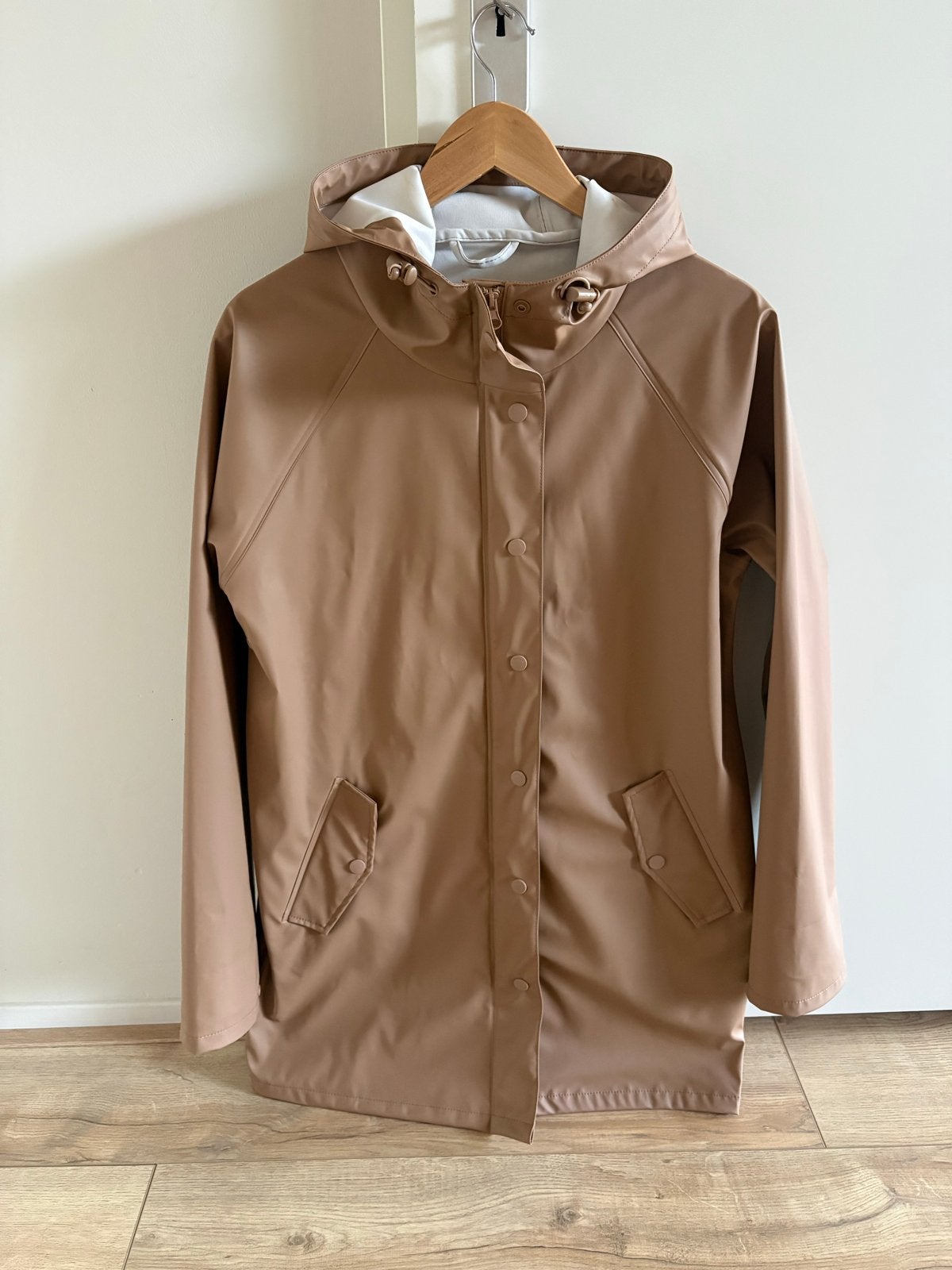 Hema regenjas maat M, Ophalen of Verzenden, Zo goed als nieuw, Maat 38/40 (M), Beige