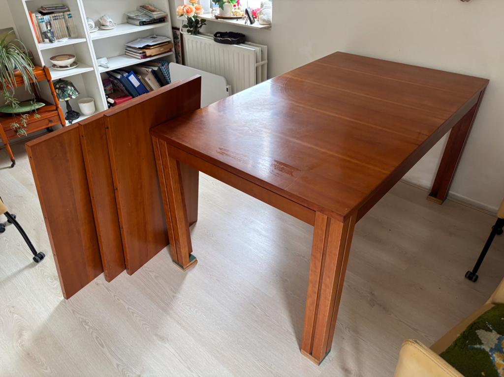 Uitschuifbare Skovby eettafel - Kersen SM23K, Huis en Inrichting, Tafels | Eettafels, Gebruikt, Vijf personen of meer, 150 tot 200 cm