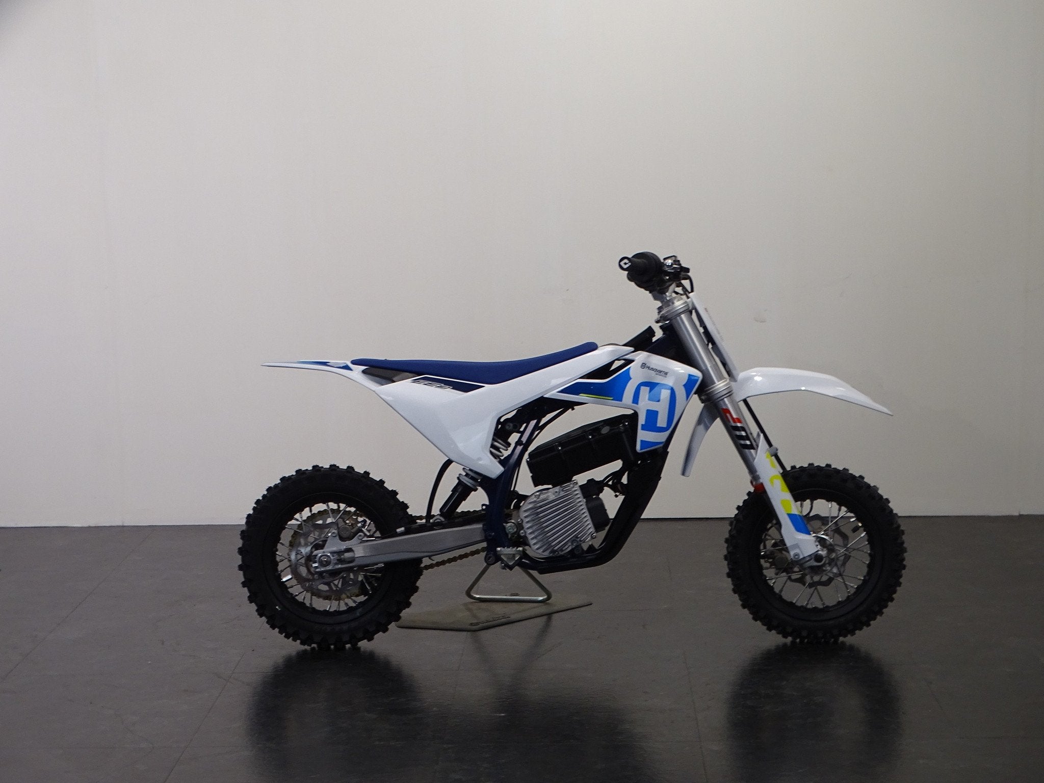 Husqvarna EE 3, Bedrijf, Crossmotor
