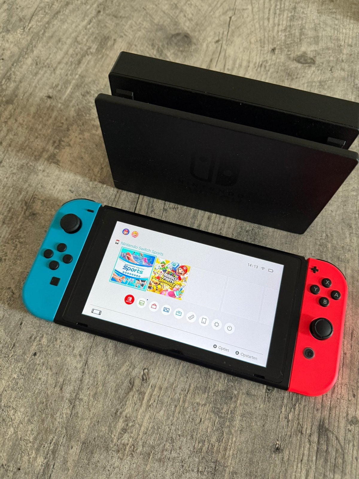 Nintendo Switch Nieuw 2 games, Ophalen of Verzenden, Zo goed als nieuw, Met 2 controllers, Switch Original