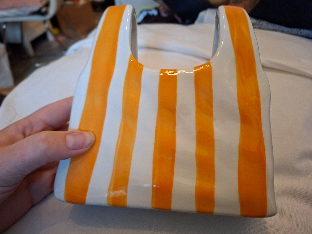 Keramische vaas met oranje strepen - Uniek design, Ophalen, Met patroon/structuur, Oranje, 15 cm
