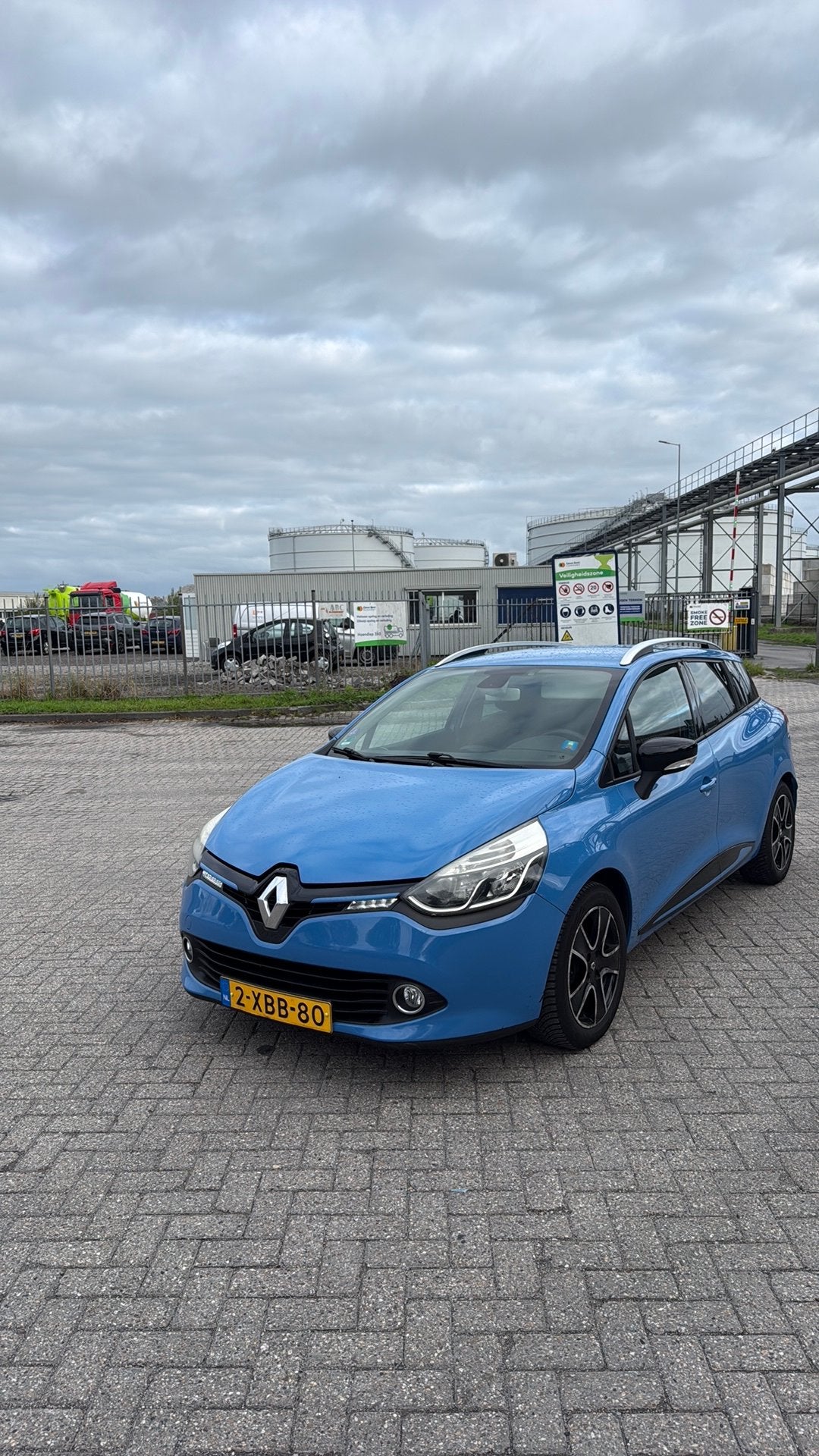 Renault Clio Energy TCe 90pk S&S 2014 Blauw, Auto's, Voorwielaandrijving, 898 cc, Blauw, Origineel Nederlands