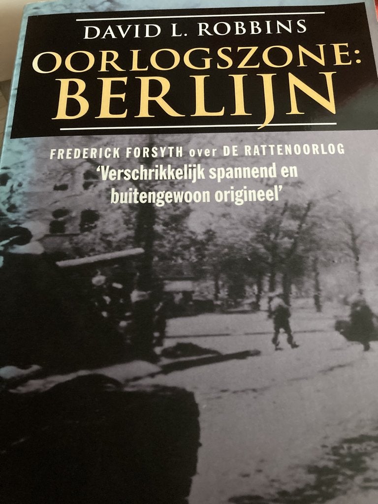Oorlogszone Berlijn, Boeken, Tweede Wereldoorlog, David L. Robbins, Ophalen of Verzenden, Zo goed als nieuw
