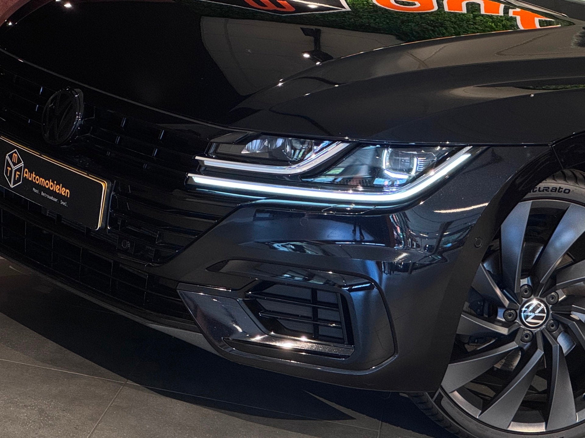 Volkswagen Arteon 2.0 TSI 3x R-LINE|PANO|CAMERA|VIRTUAL|DYNA, Arteon, Gebruikt, Zwart, Leder