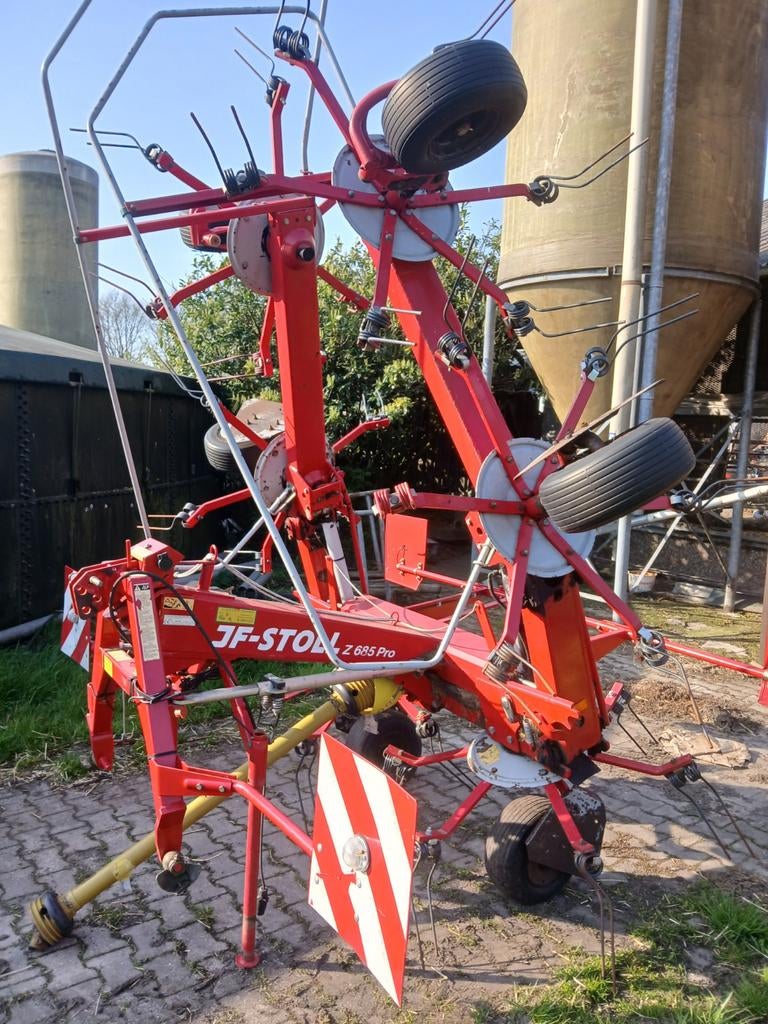 stoll z 685 pro schudder, Ophalen, Weidebouw