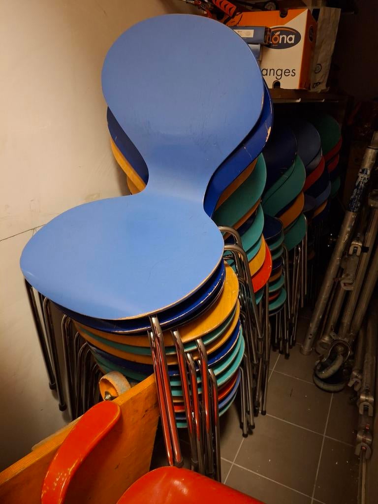 Veel stapelbare Rondo stoelen van Phoenix te koop, Ophalen, Gebruikt, Stoel(en)