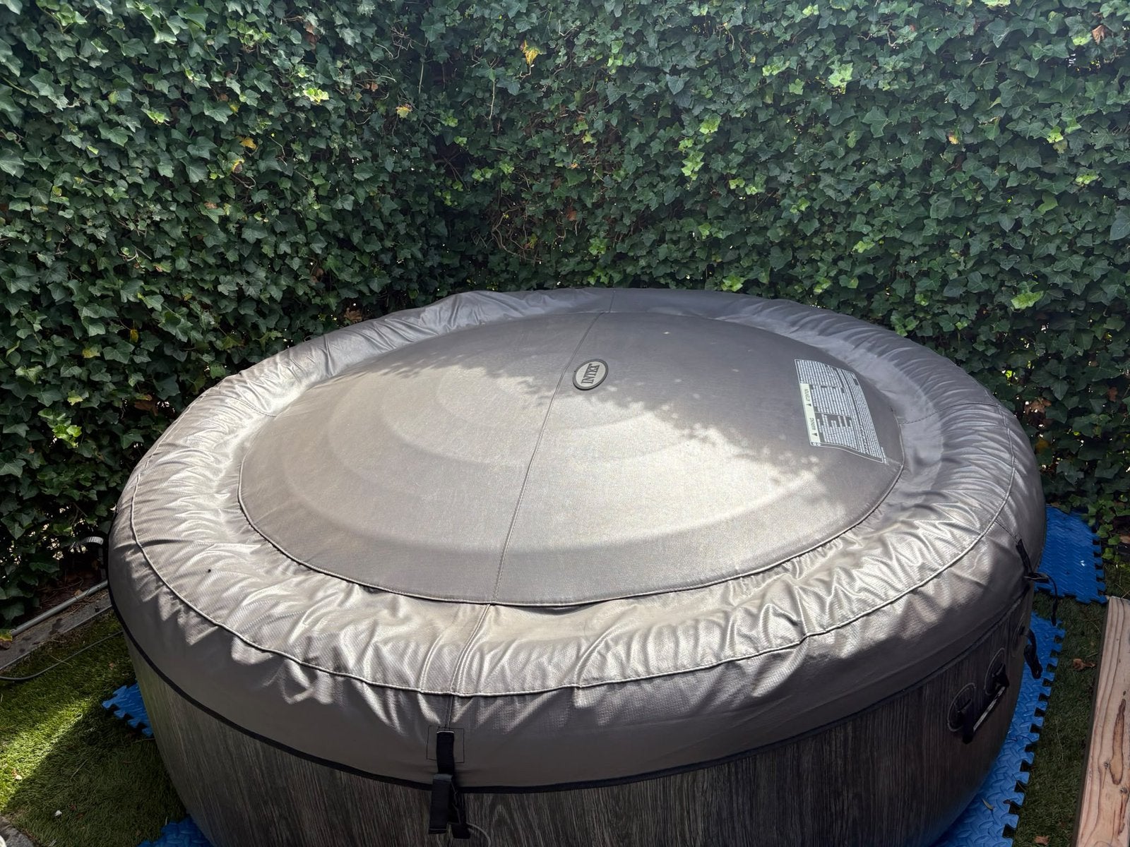 Intex Pure Spa Greywood Deluxe opblaasbare spa - 6 personen, Ophalen, Zo goed als nieuw, Afdekzeil, Opblaasbaar