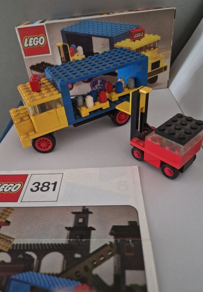 Lego 381 Vrachtwagen met Heftruck en DOOS uit 1973, Compleet, Gebruikt, Lego, Ophalen of Verzenden